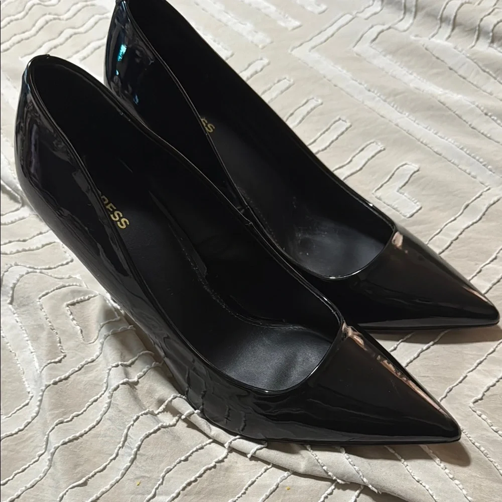 Express Black Classic Heels for Formal Occasions - Picture 8 of 8